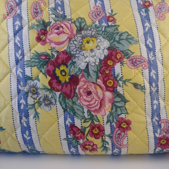 Sale...Yellow Floral Make up bag Med - Picture 3 of 4